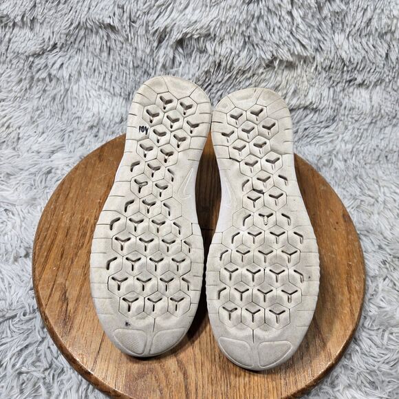 Nike Free Run 2018 Women Sz 8 White/Black Flex Bottomed Running Shoes 942837-100 - Picture 7 of 11